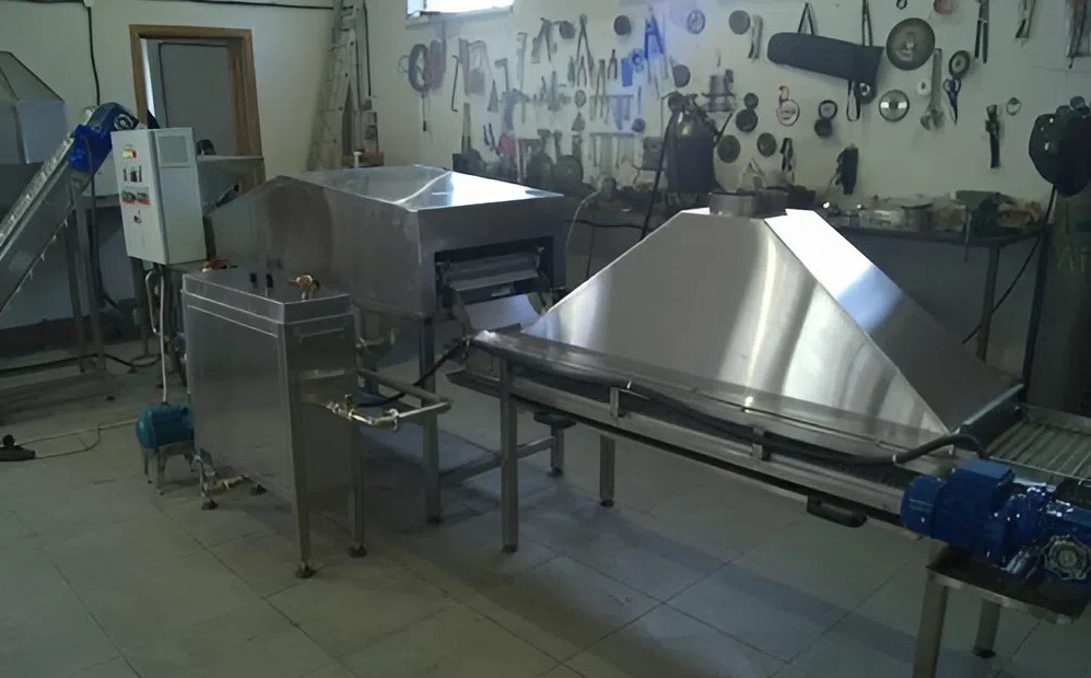 Решение для пищевого производства: мотор-редуктор для идеальной прожарки.