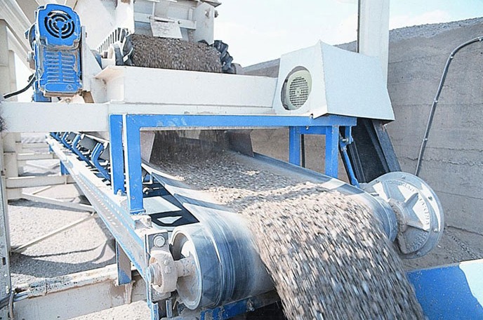 Оперативно решили задачу с приводом для конвейера по производству гранитного щебня.